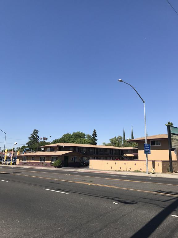 Economy Inn Modesto Dış mekan fotoğraf