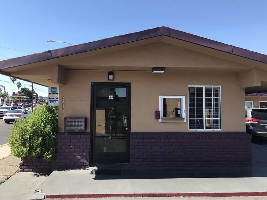 Economy Inn Modesto Dış mekan fotoğraf